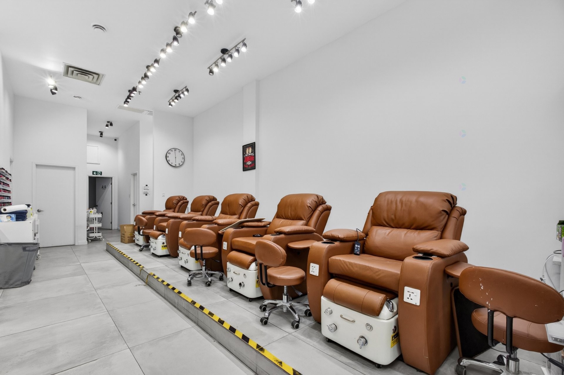 









2008


Boul. St-Laurent

,
Montréal (Ville-Marie),




QC
H2X2T2

