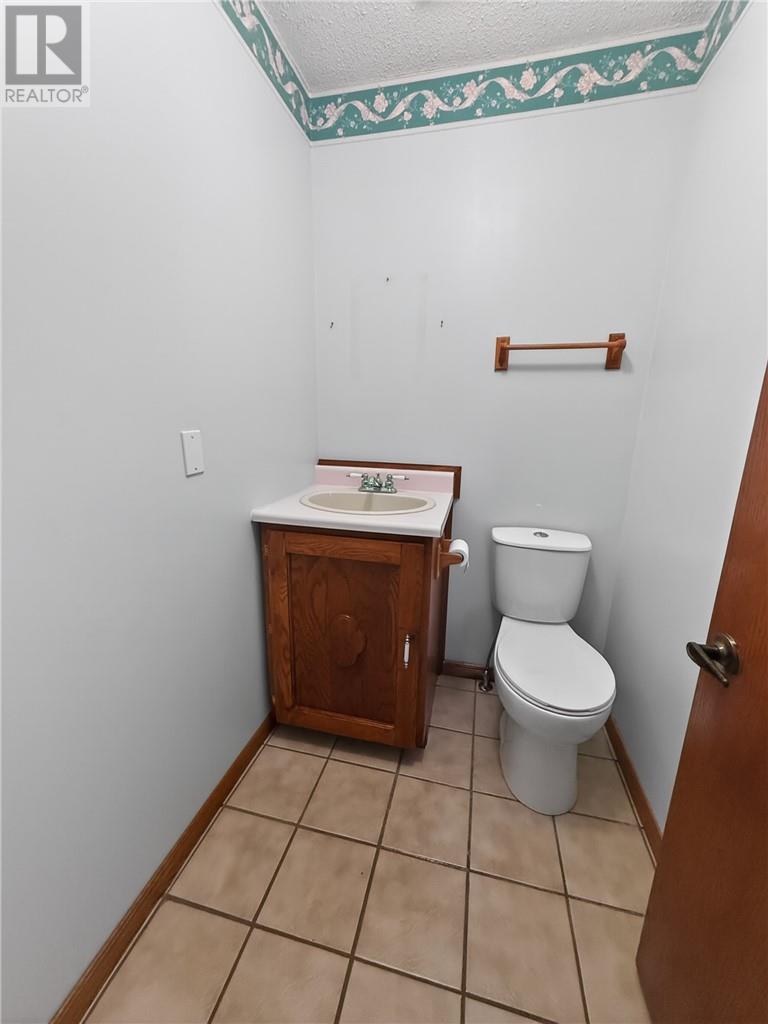 












10965 Highway 540

,
Gore Bay, Manitoulin Island,




Ontario
P0P1H0

