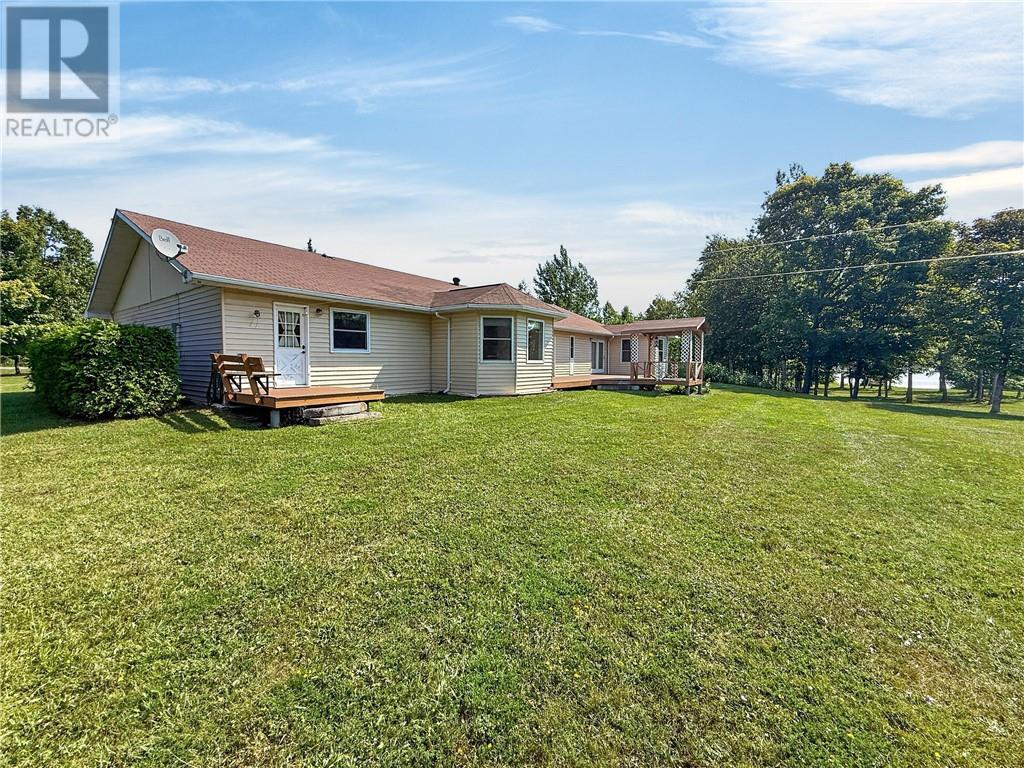 












10965 Highway 540

,
Gore Bay, Manitoulin Island,




Ontario
P0P1H0

