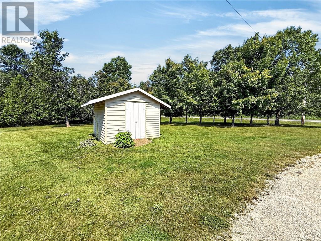 












10965 Highway 540

,
Gore Bay, Manitoulin Island,




Ontario
P0P1H0

