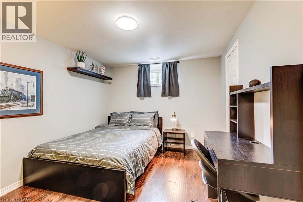 












187 BROOKMEAD Street

,
Elmira,




Ontario
N3B0A2

