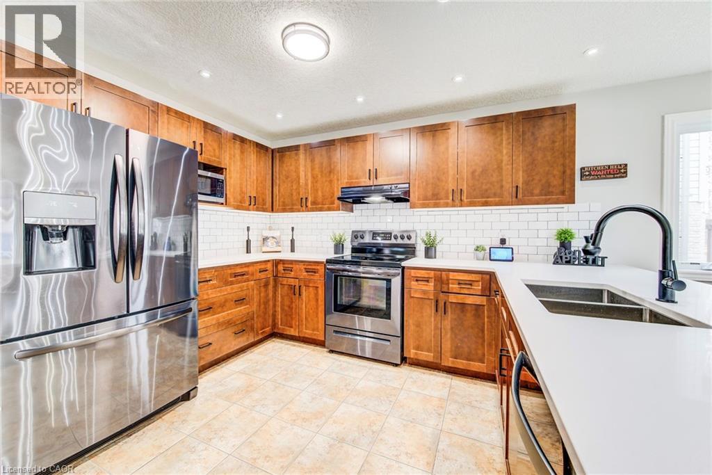 












187 BROOKMEAD Street

,
Elmira,




Ontario
N3B0A2

