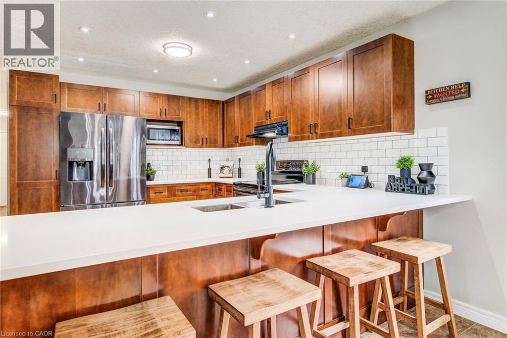 












187 BROOKMEAD Street

,
Elmira,




Ontario
N3B0A2

