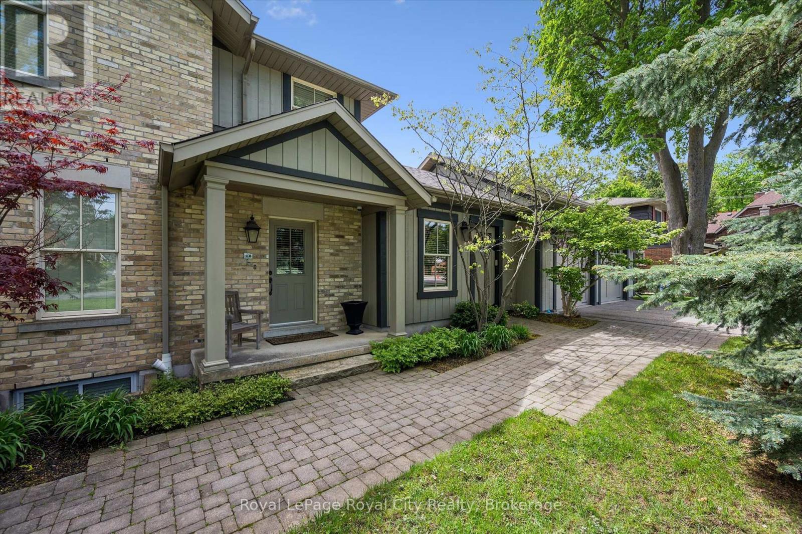 












66 GRANGE STREET

,
Guelph (St. George's),




Ontario
N1E2V2

