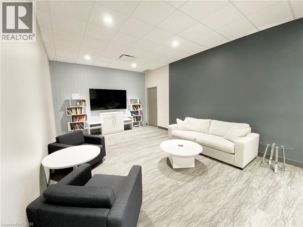 












42 ARROW Road

,
Guelph,




Ontario
N1K1S6

