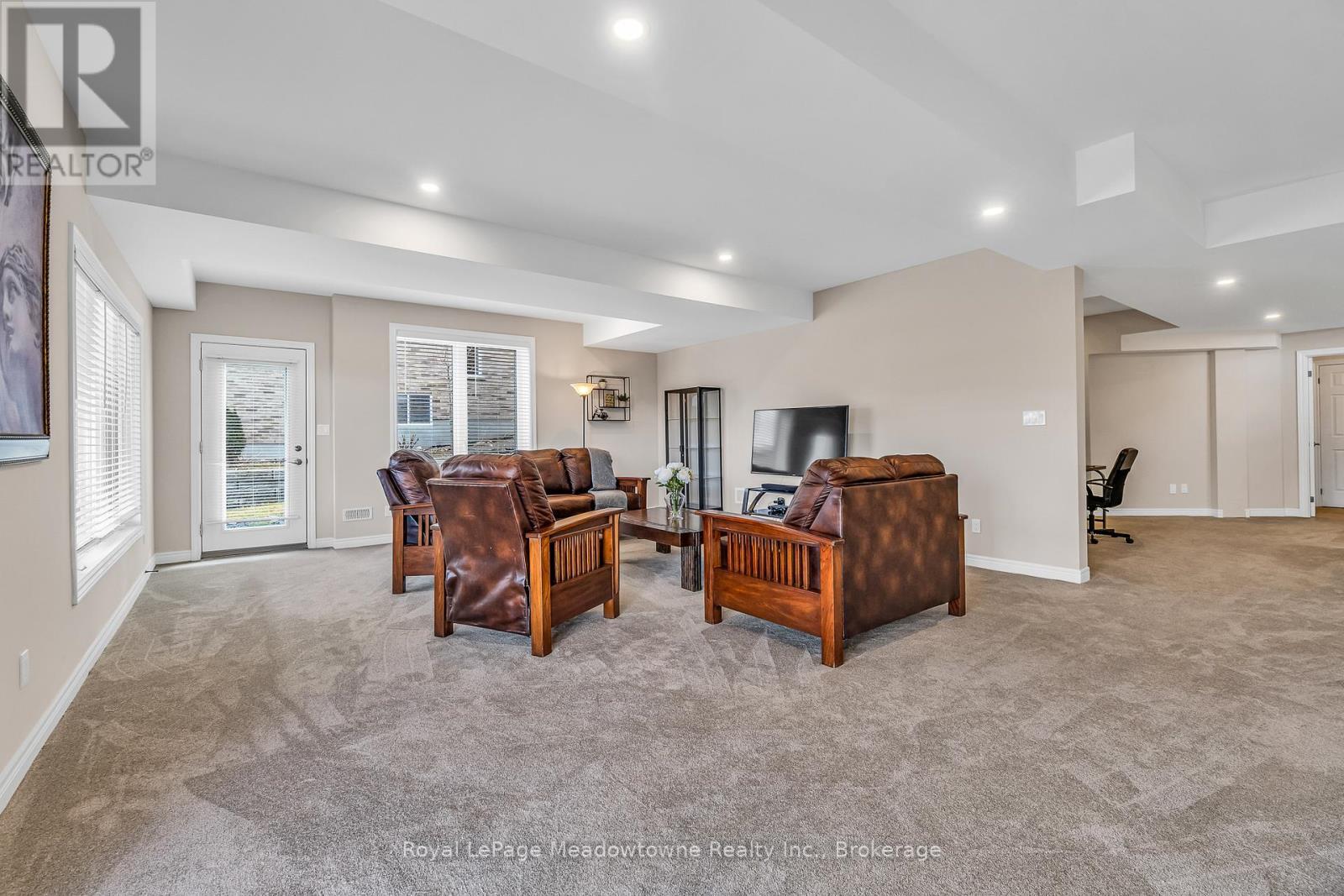 












75 NORMA CRESCENT

,
Guelph (Victoria North),




Ontario
N1E0K6

