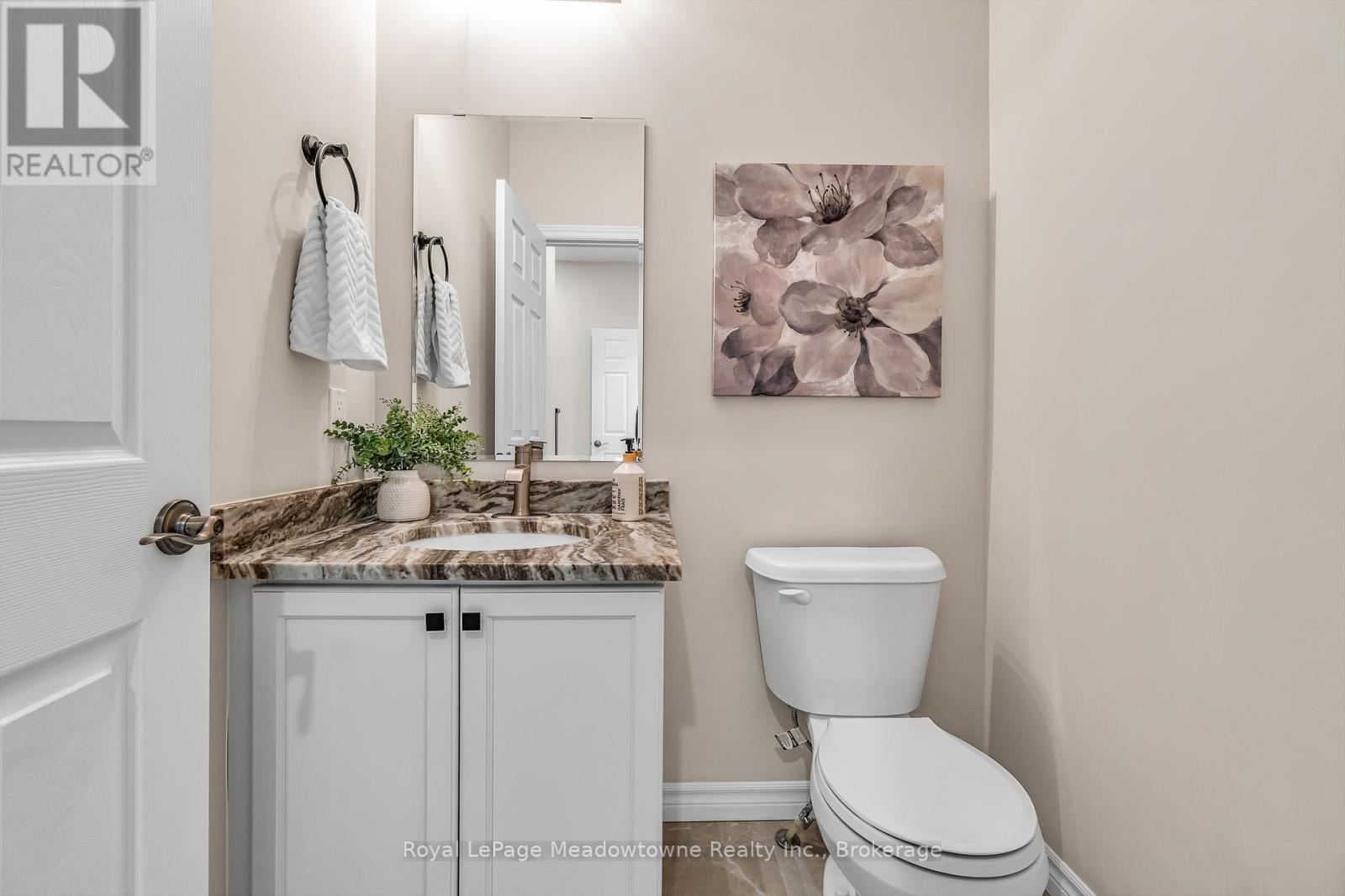 












75 NORMA CRESCENT

,
Guelph (Victoria North),




Ontario
N1E0K6

