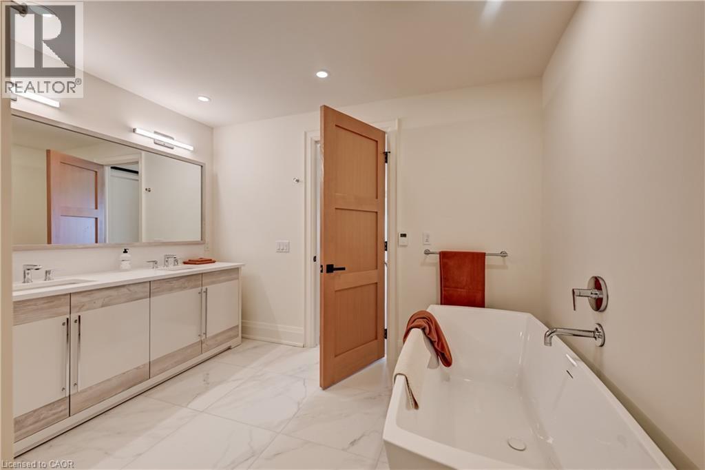 












6523 WELLINGTON ROAD 7 Road Unit# 416

,
Elora,




Ontario
N0B1S0

