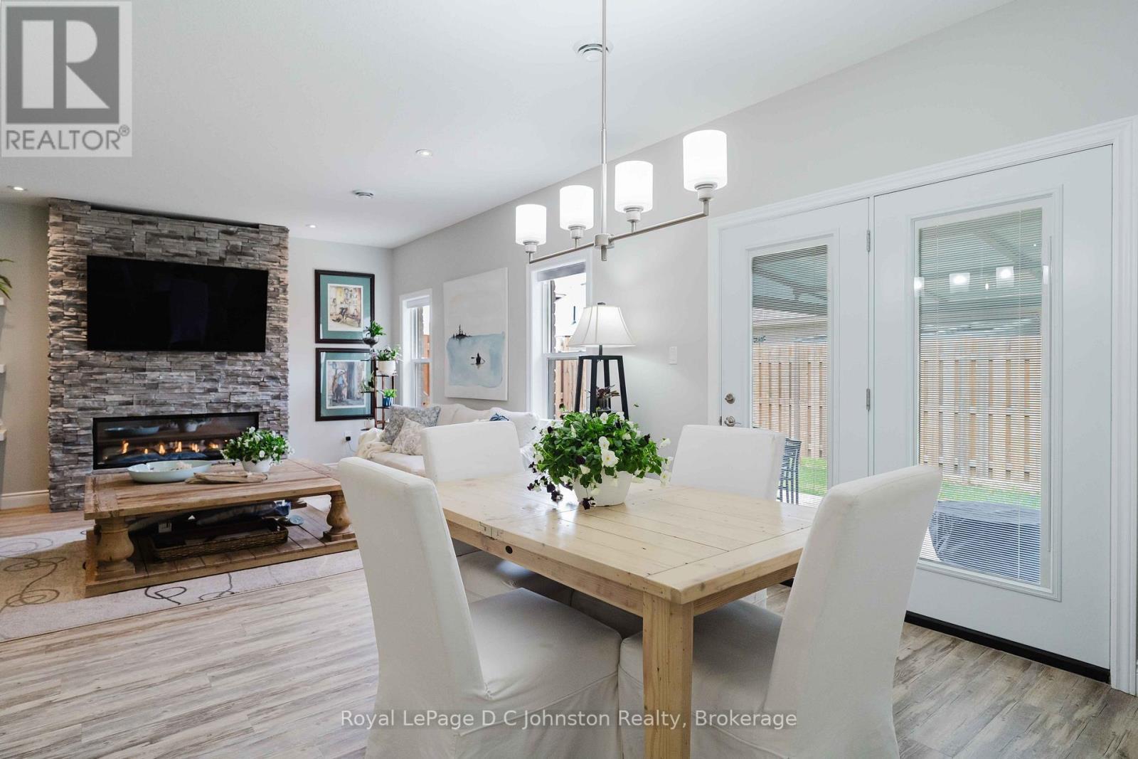 












221 GRENVILLE STREET S

,
Saugeen Shores,




Ontario
N0H2L0

