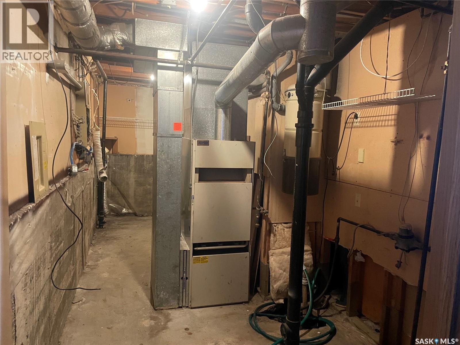 












137 1st STREET W

,
Pierceland,




Saskatchewan
S0M2K0

