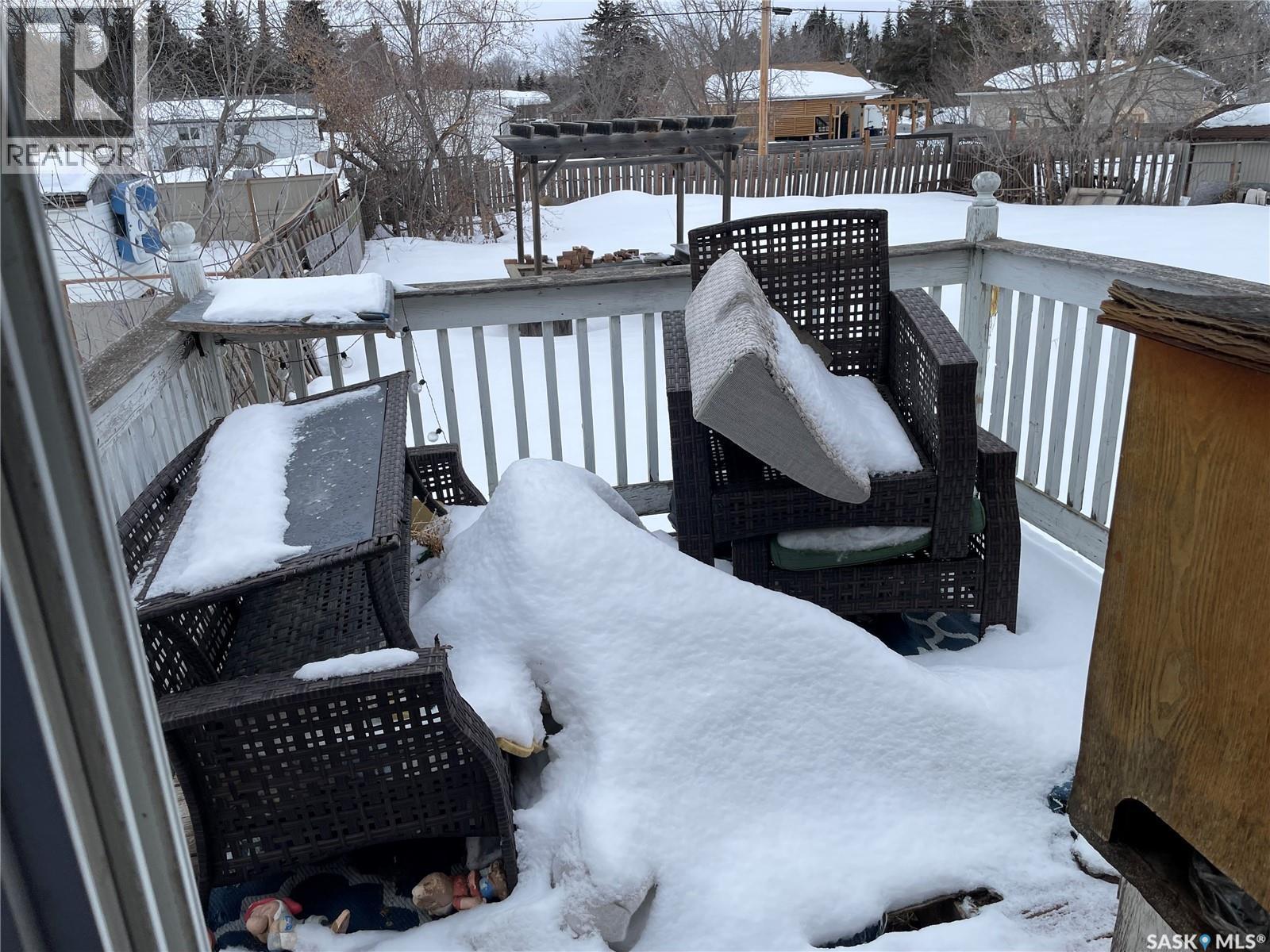 












137 1st STREET W

,
Pierceland,




Saskatchewan
S0M2K0

