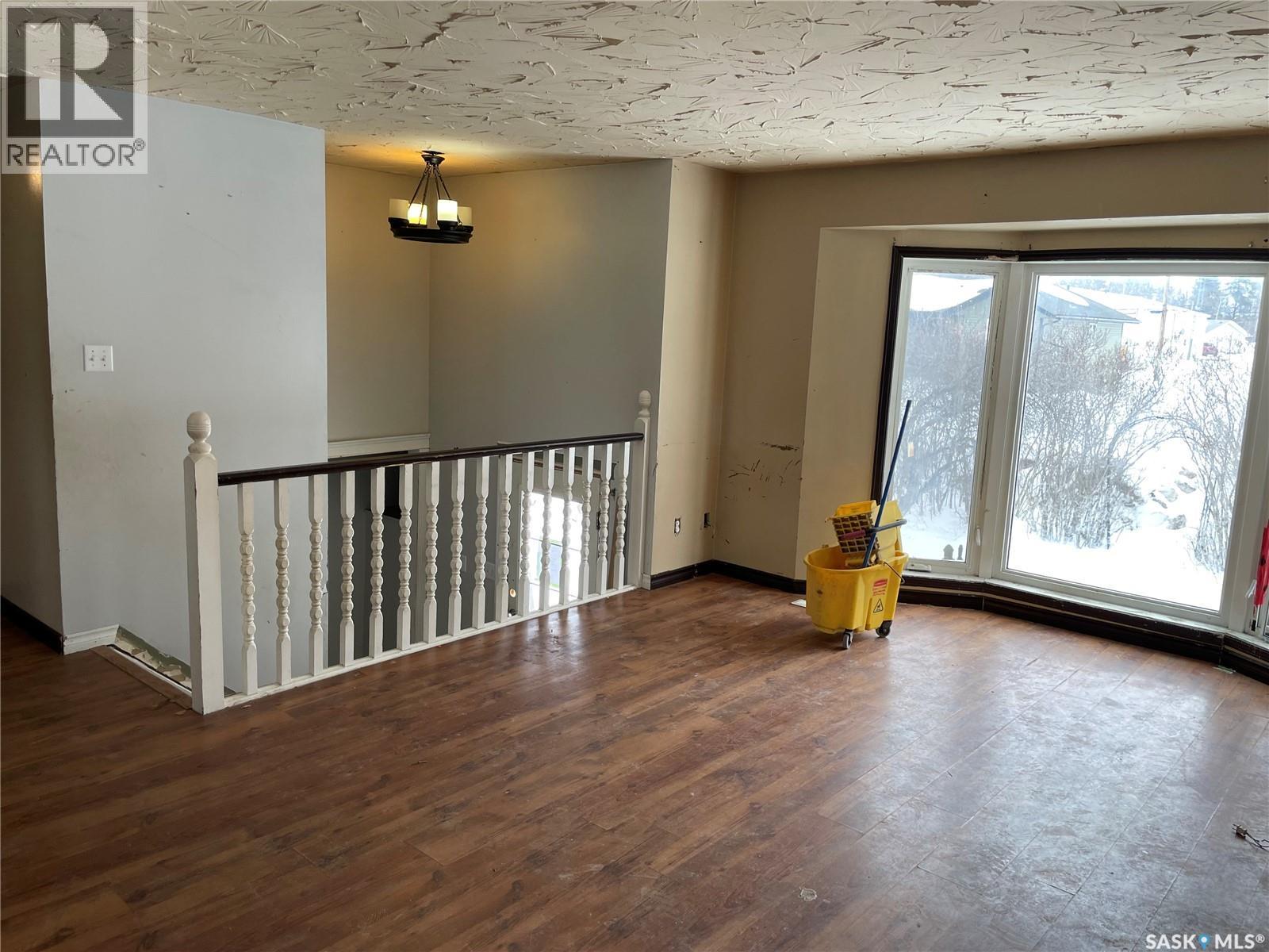 












137 1st STREET W

,
Pierceland,




Saskatchewan
S0M2K0

