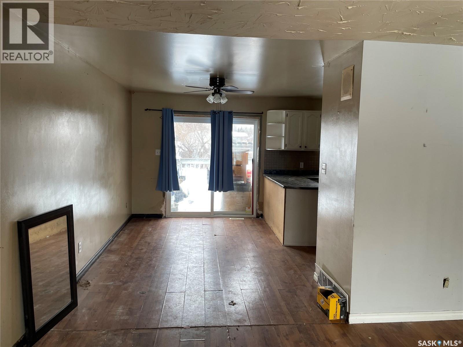 












137 1st STREET W

,
Pierceland,




Saskatchewan
S0M2K0

