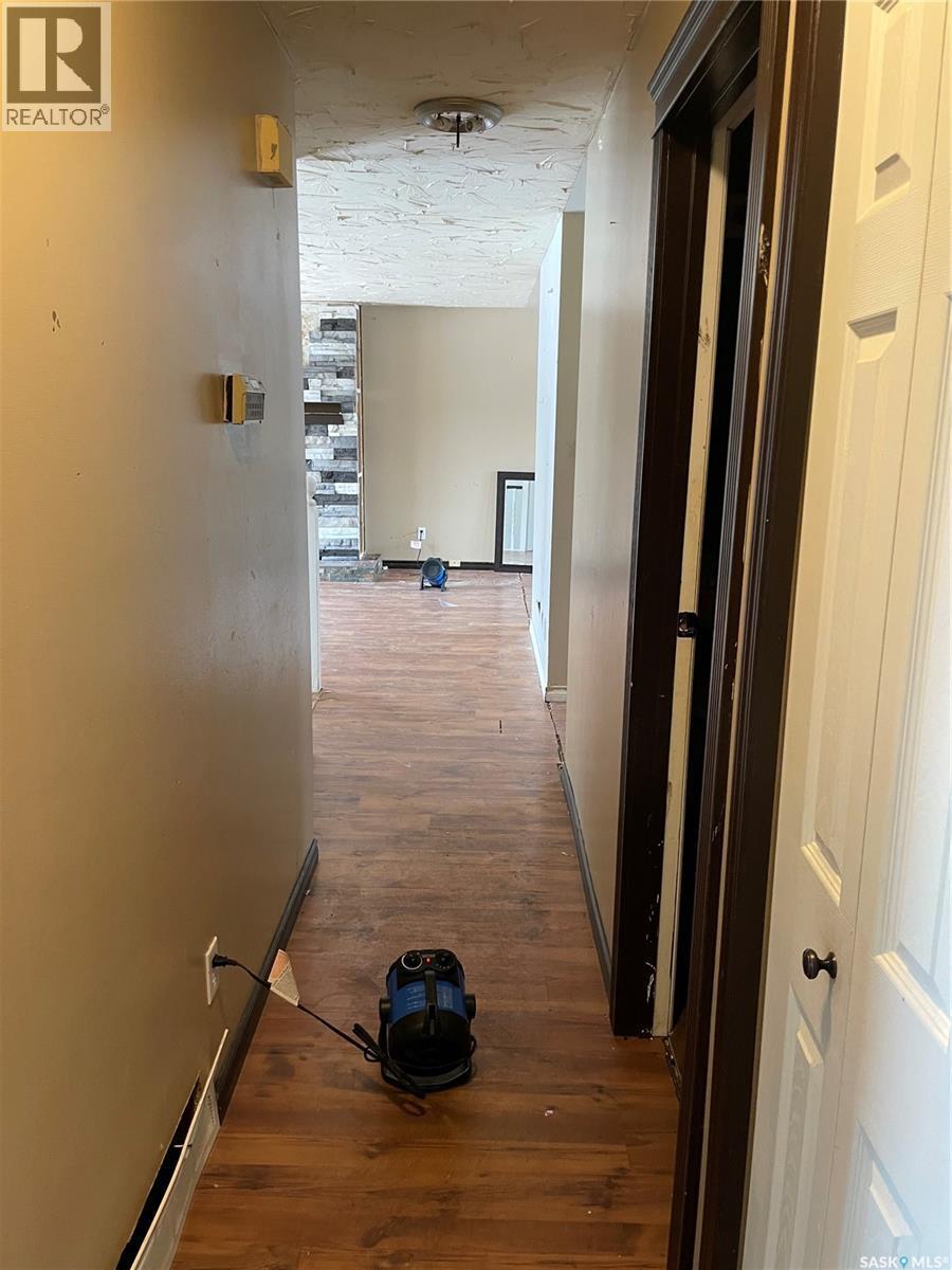 












137 1st STREET W

,
Pierceland,




Saskatchewan
S0M2K0

