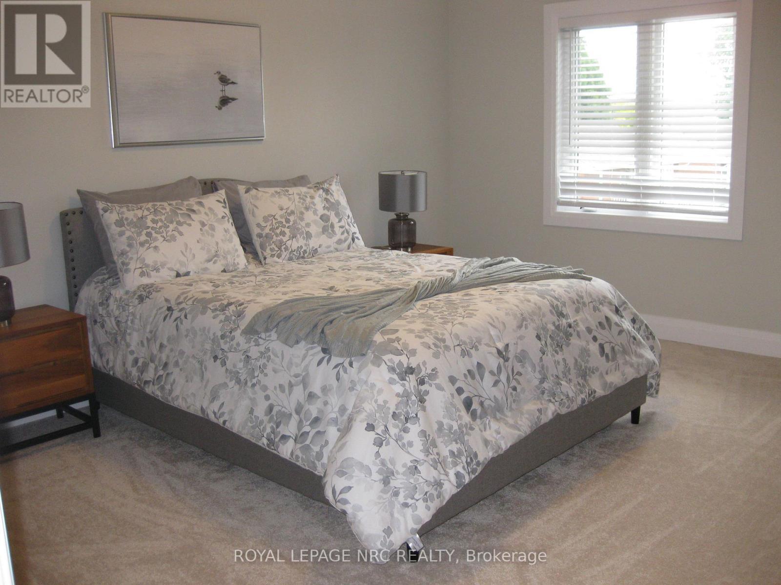 












4839 PETTIT AVENUE

,
Niagara Falls (Morrison),




Ontario
L2E0B7

