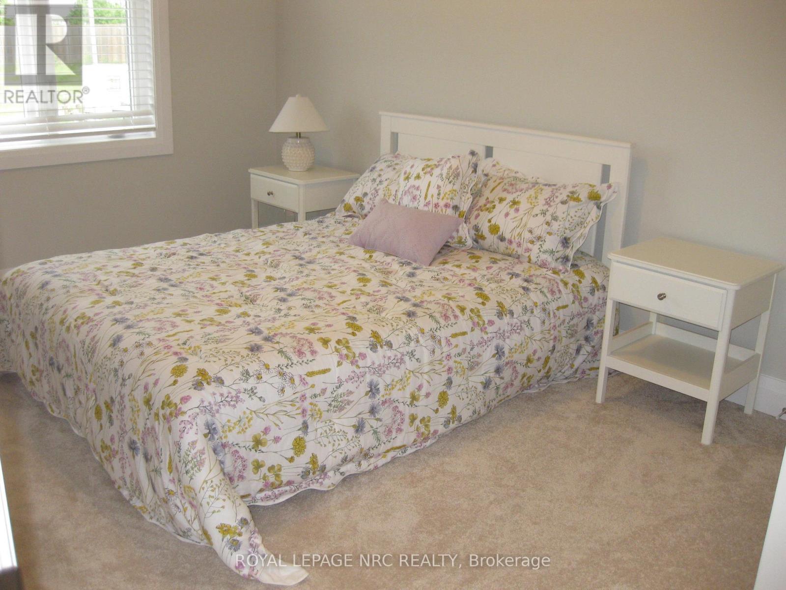 












4839 PETTIT AVENUE

,
Niagara Falls (Morrison),




Ontario
L2E0B7

