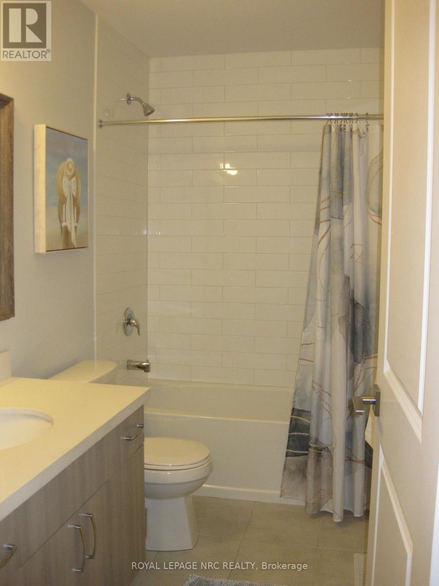 












4839 PETTIT AVENUE

,
Niagara Falls (Morrison),




Ontario
L2E0B7

