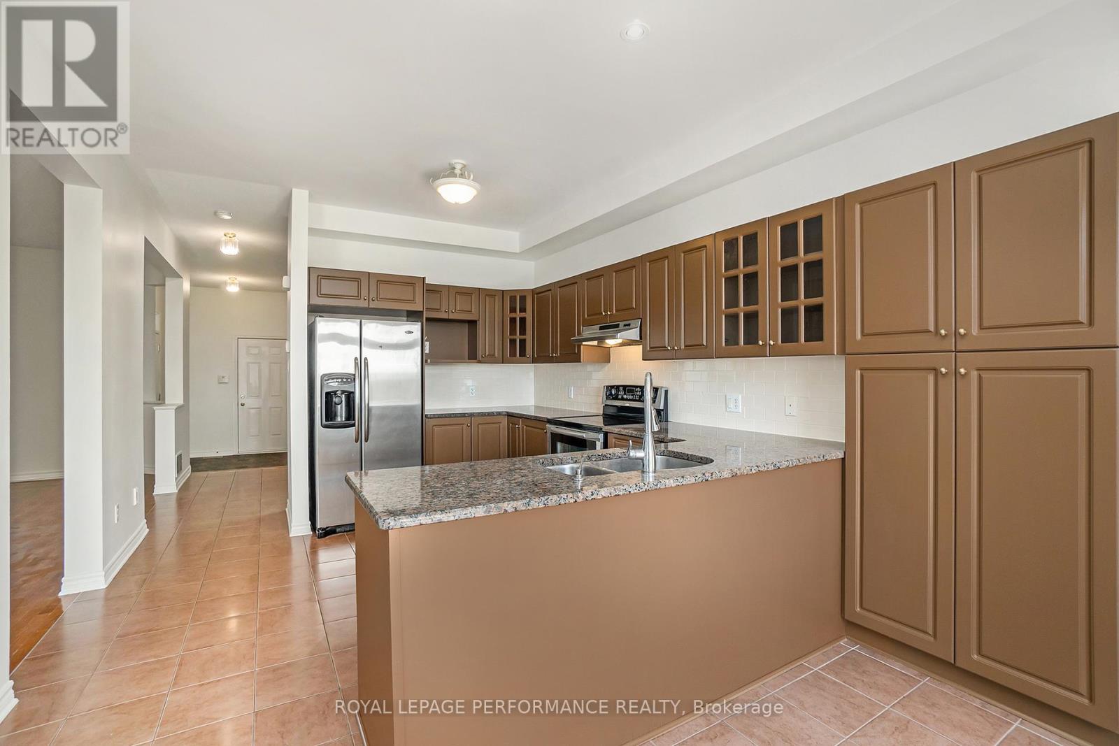 












270 TRAIL SIDE CIRCLE

,
Ottawa,




Ontario
K4A5B1

