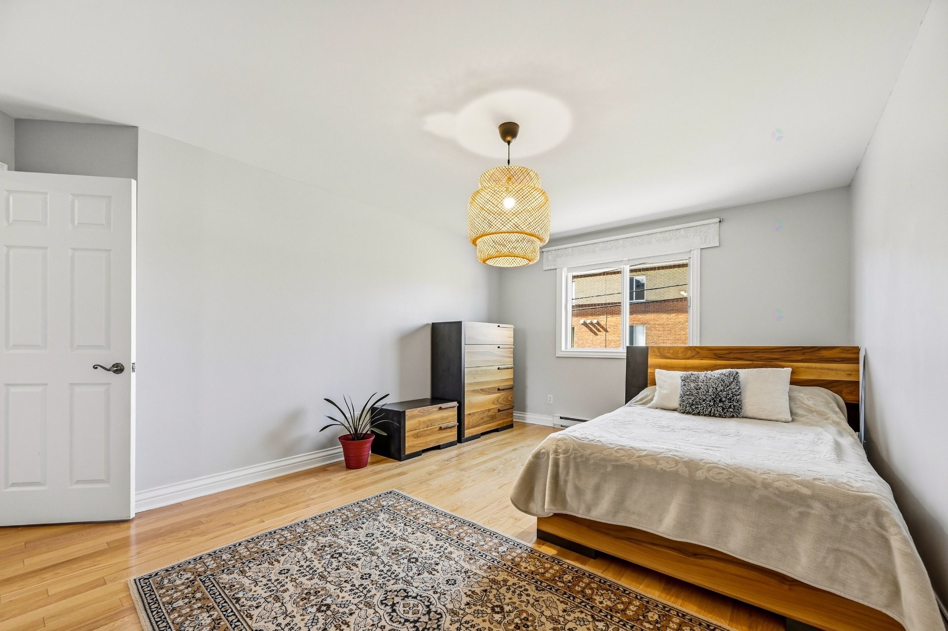 









6712


Rue Marie-Guyart

,
Montréal (LaSalle),




QC
H8N3H5

