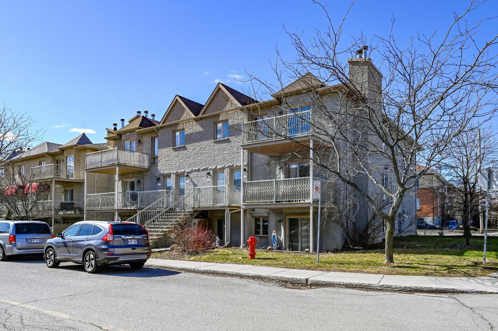 









6712


Rue Marie-Guyart

,
Montréal (LaSalle),




QC
H8N3H5


