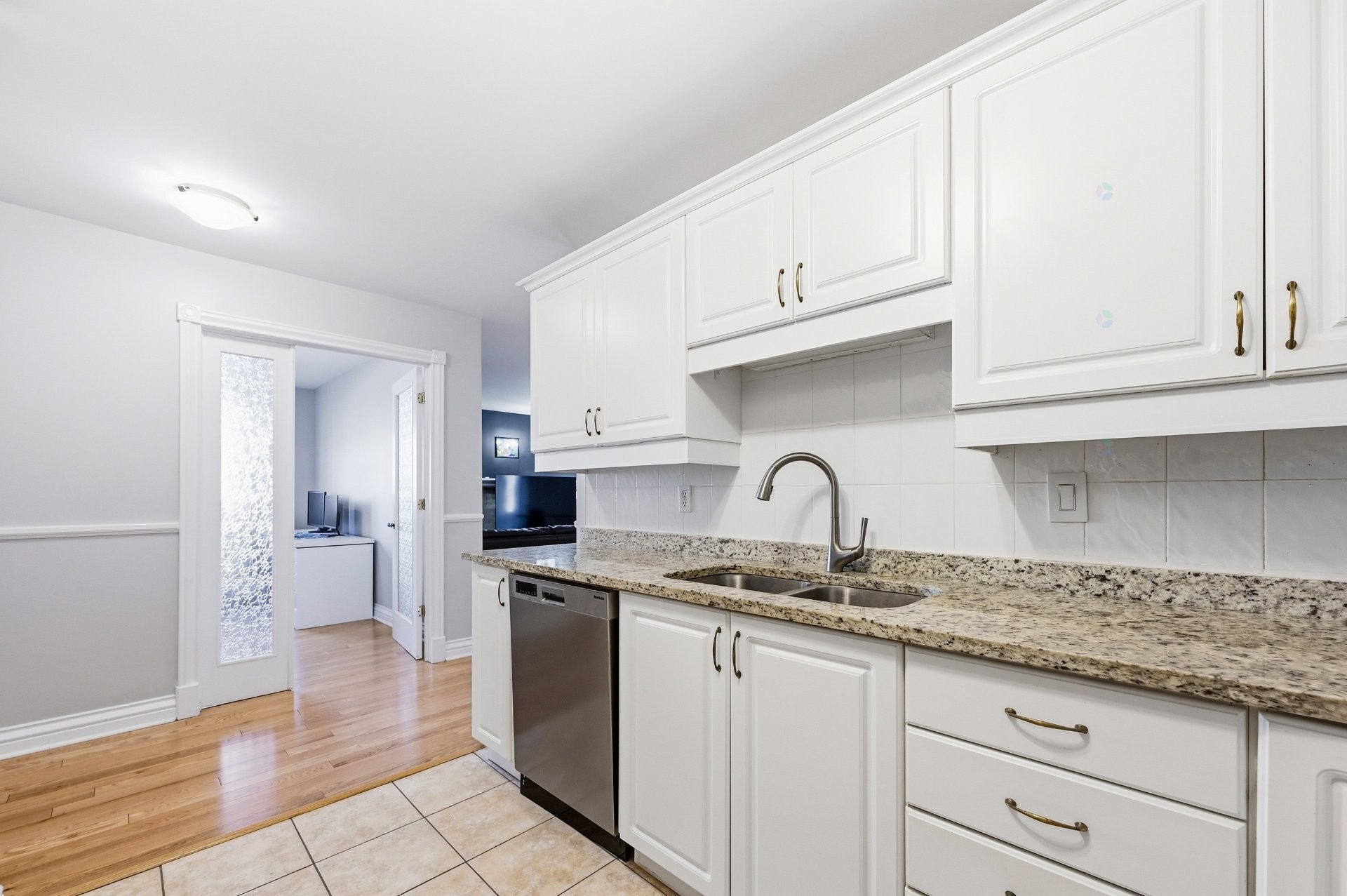 









6712


Rue Marie-Guyart

,
Montréal (LaSalle),




QC
H8N3H5

