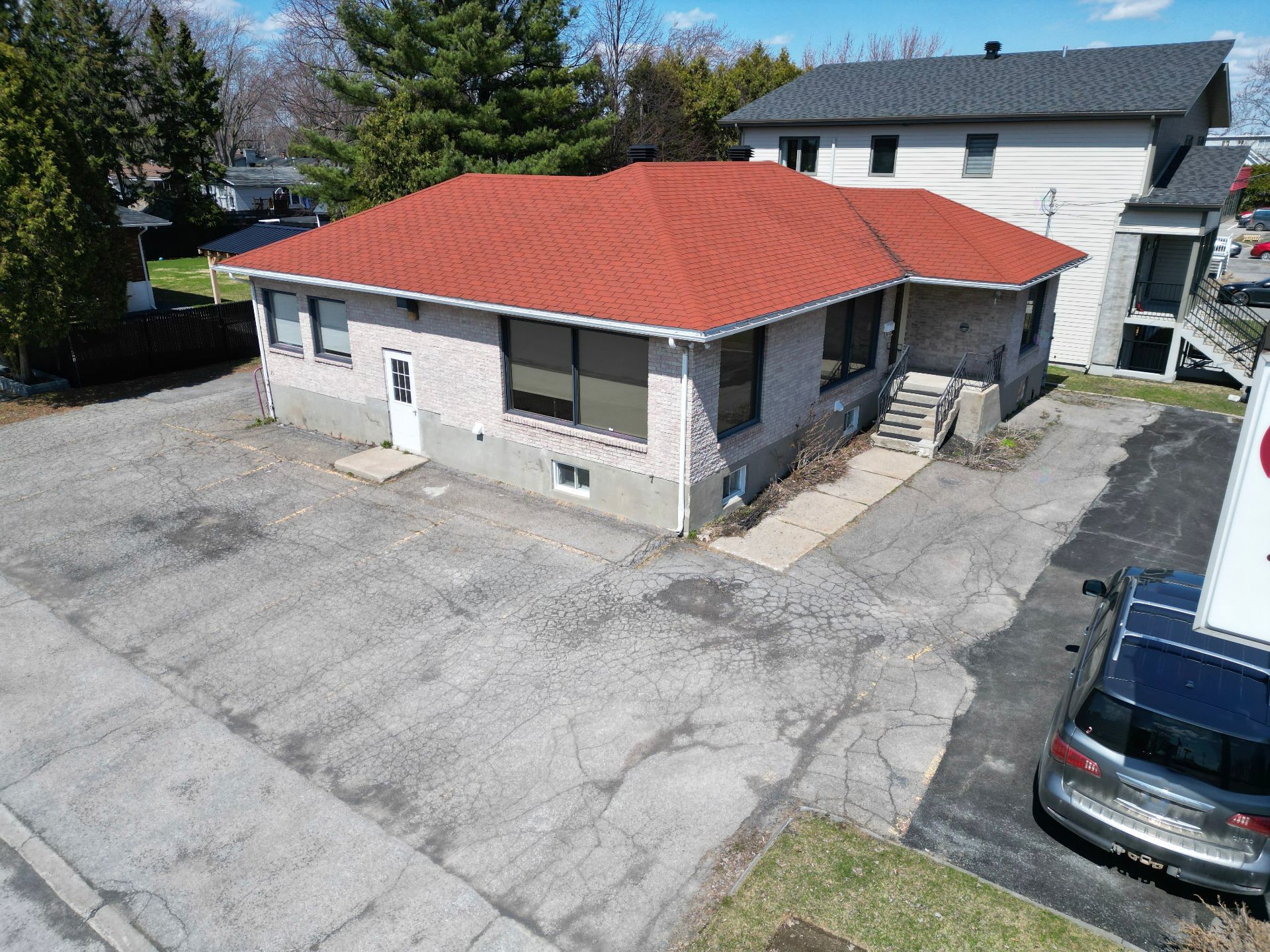 









585


Rue Notre-Dame

,
Repentigny (Repentigny),




QC
J6A2V2

