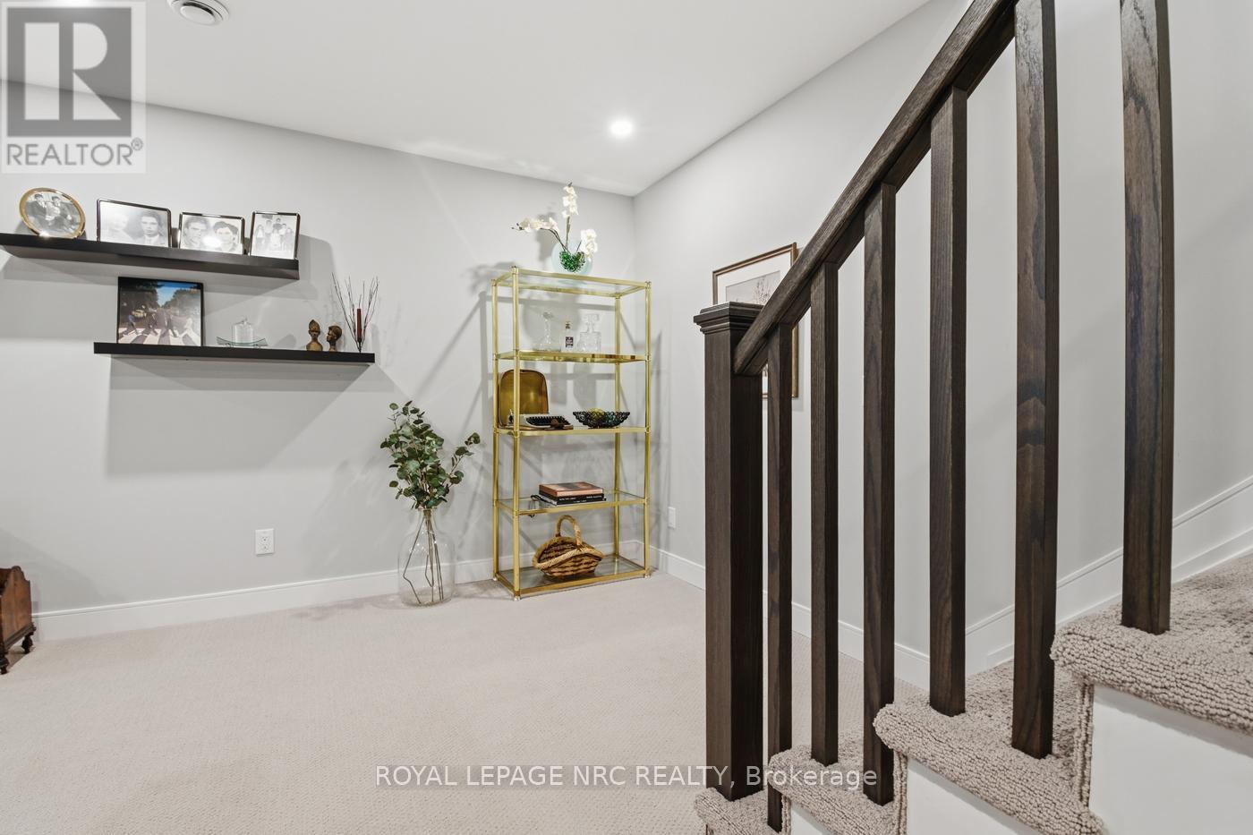 












14 - 30 POWER GLEN ROAD

,
St. Catharines (Rykert/Vansickle),







Ontario
L2R0E3

