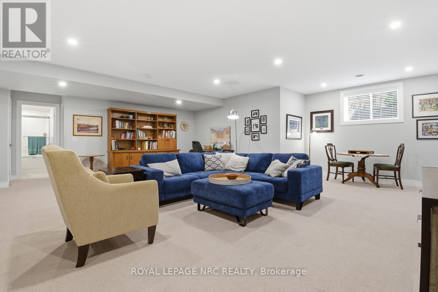 












14 - 30 POWER GLEN ROAD

,
St. Catharines (Rykert/Vansickle),







Ontario
L2R0E3

