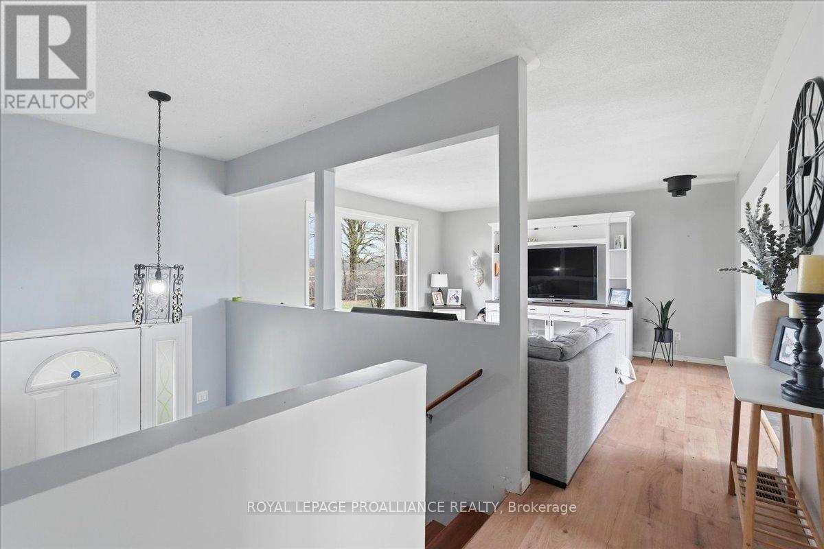 












1530 BLESSINGTON ROAD

,
Belleville (Thurlow Ward),




Ontario
K0K1V0

