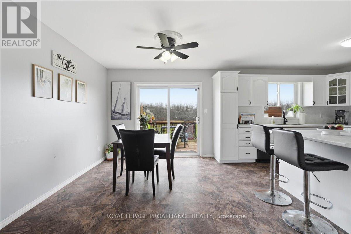 












1530 BLESSINGTON ROAD

,
Belleville (Thurlow Ward),




Ontario
K0K1V0

