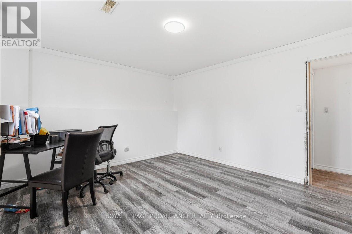












1530 BLESSINGTON ROAD

,
Belleville (Thurlow Ward),




Ontario
K0K1V0

