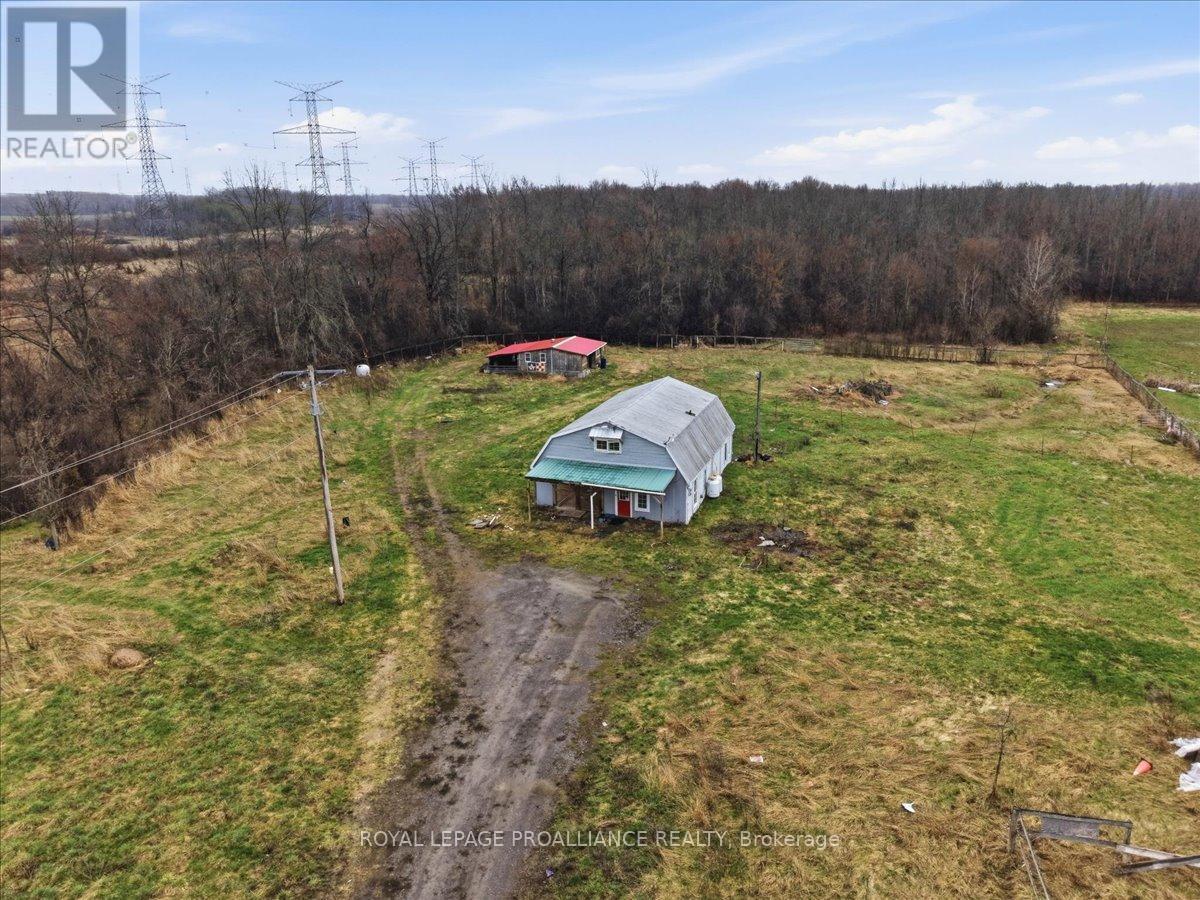 












1530 BLESSINGTON ROAD

,
Belleville (Thurlow Ward),




Ontario
K0K1V0

