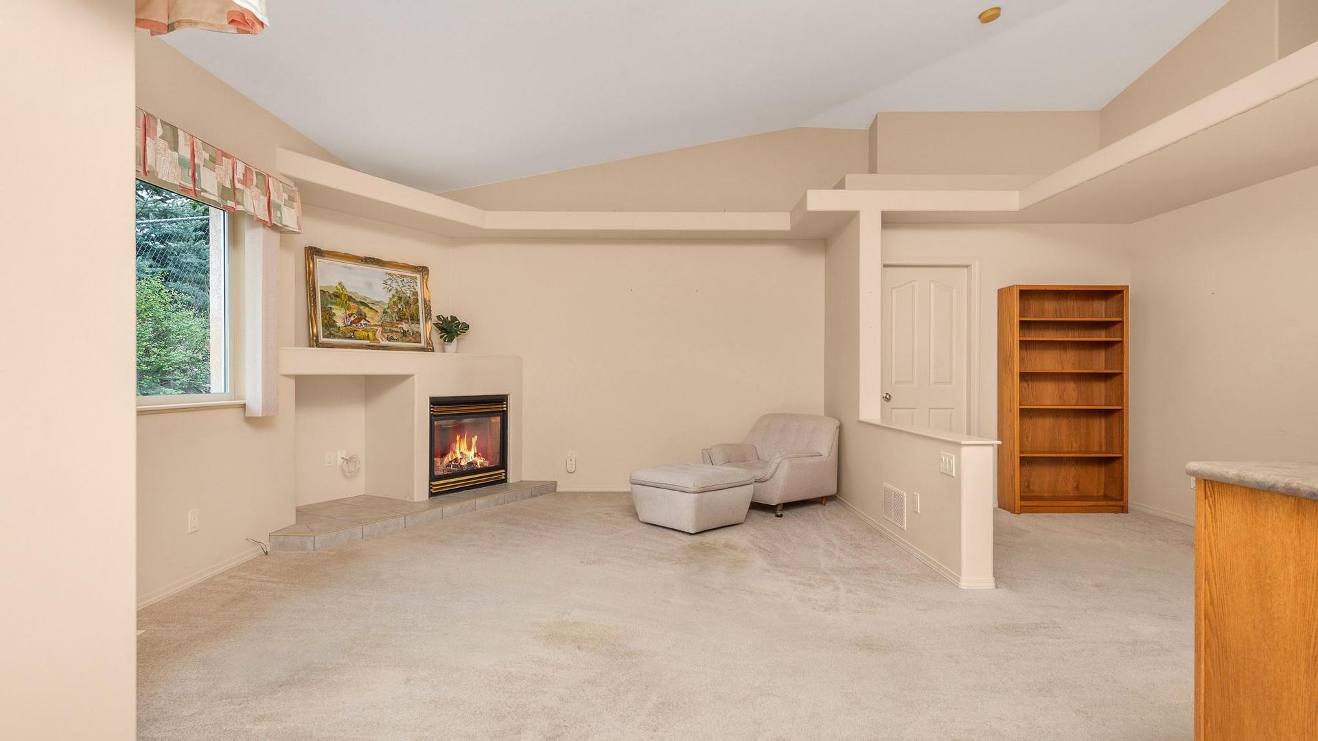 









124


Sarsons

Road, 102,
Vernon,




BC
V1B 2T9

