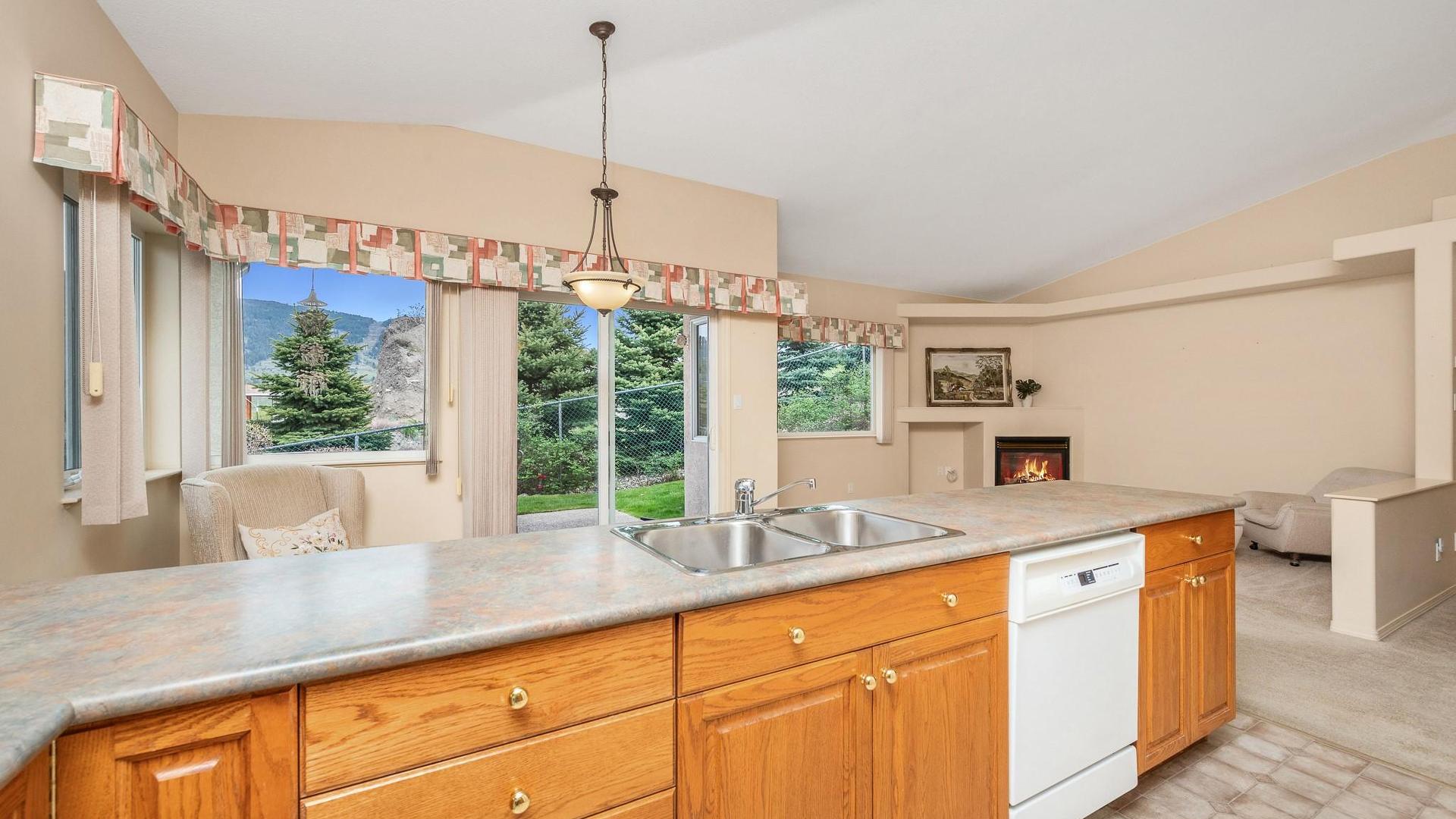 









124


Sarsons

Road, 102,
Vernon,




BC
V1B 2T9

