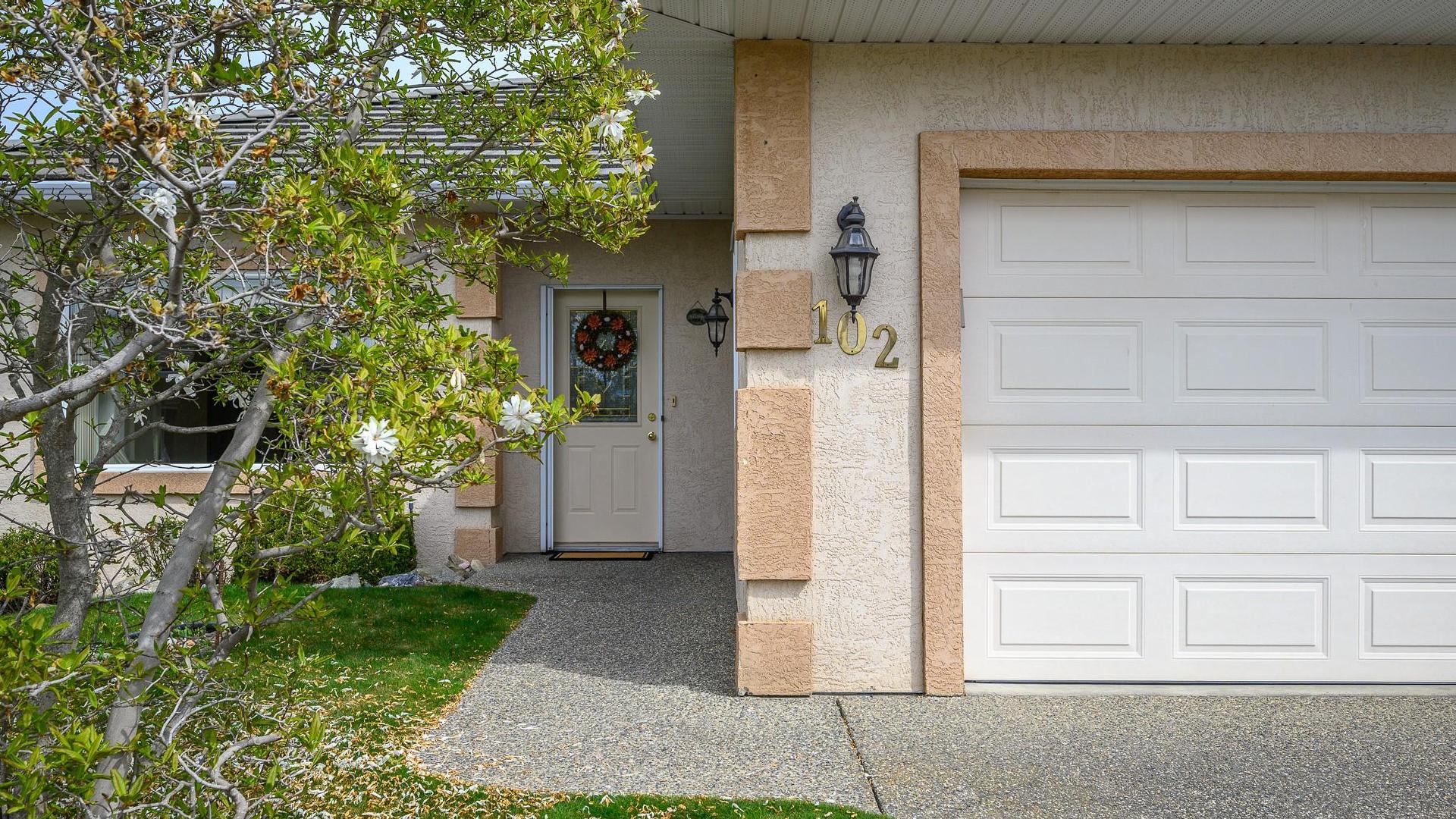 









124


Sarsons

Road, 102,
Vernon,




BC
V1B 2T9

