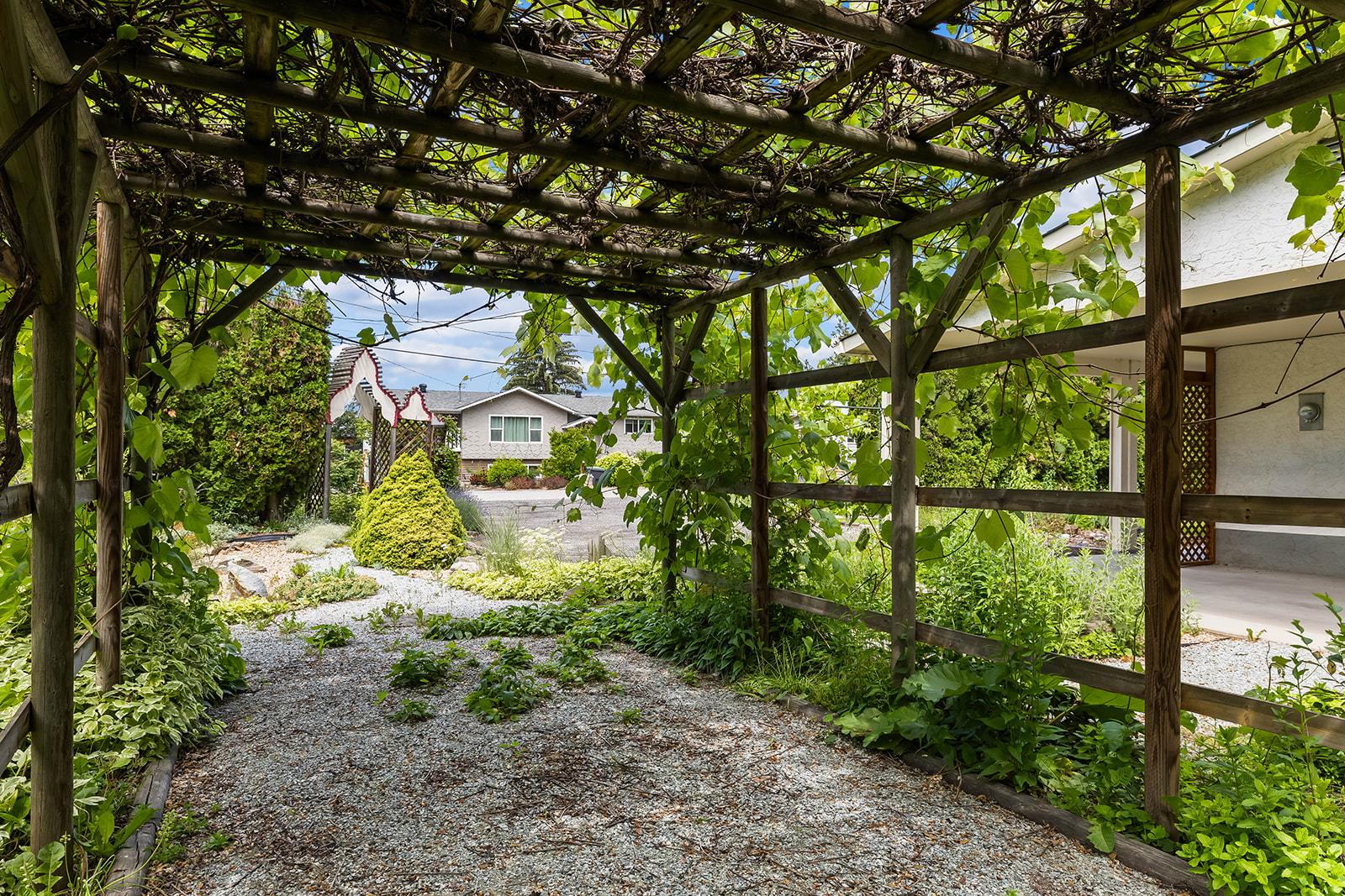 









2085


Ruby

Road,
Kelowna,




BC
V1W 4B9

