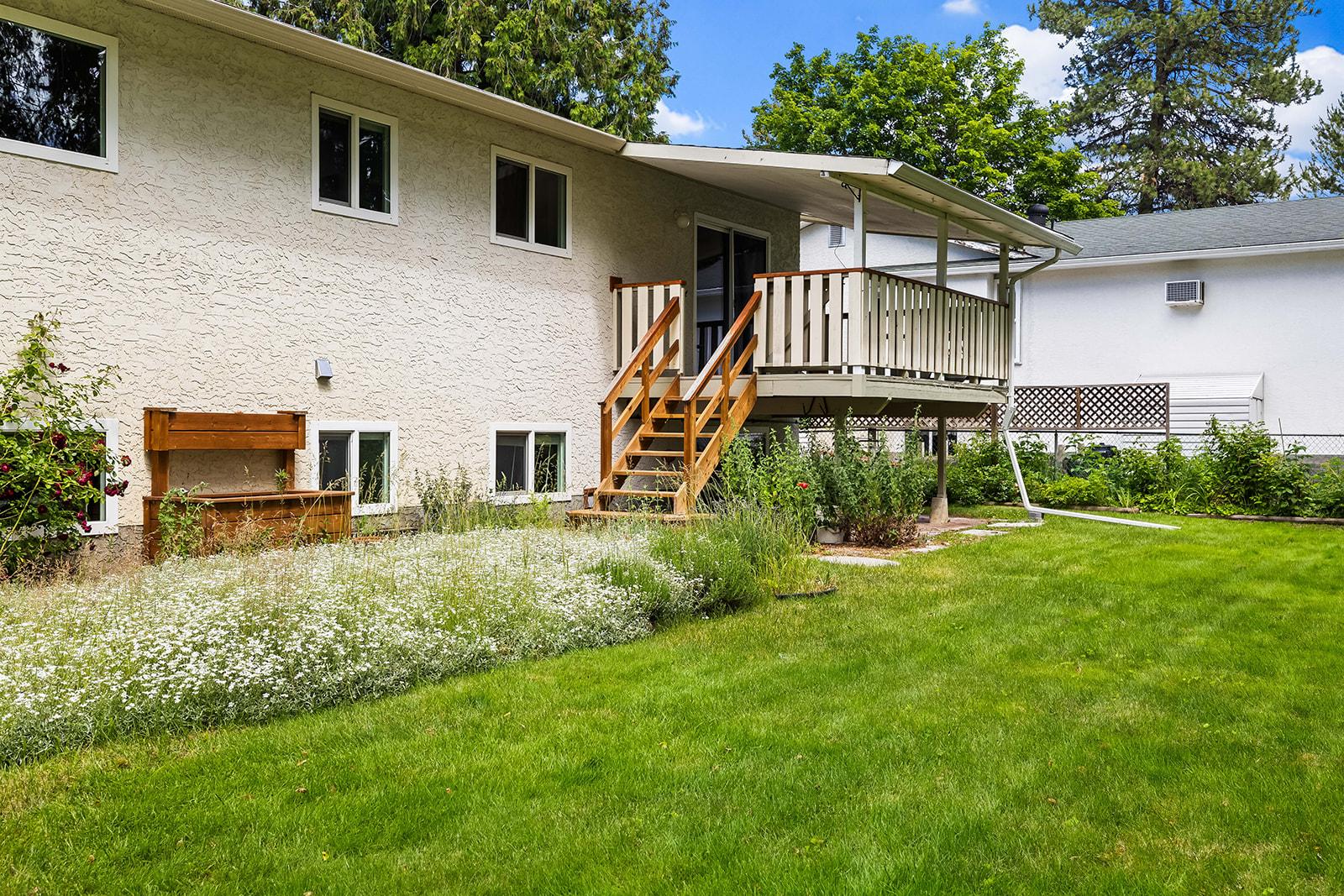 









2085


Ruby

Road,
Kelowna,




BC
V1W 4B9

