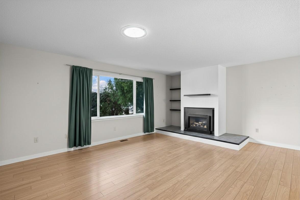 









2085


Ruby

Road,
Kelowna,




BC
V1W 4B9

