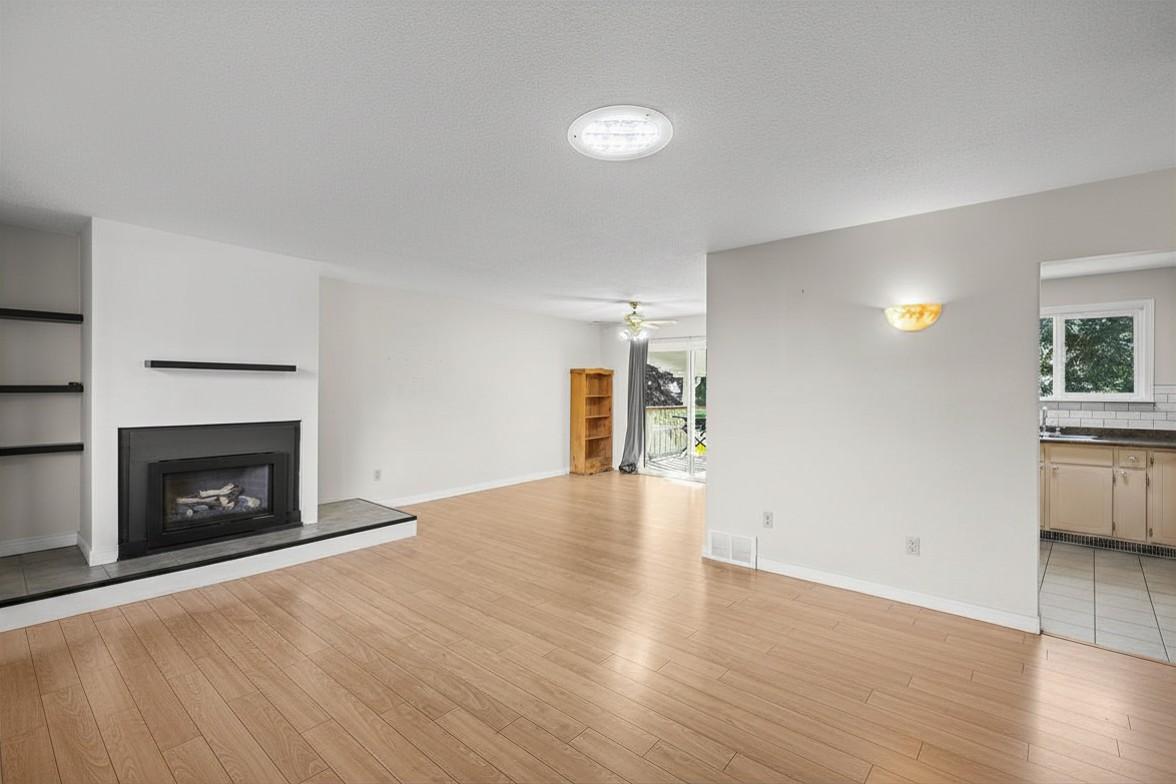 









2085


Ruby

Road,
Kelowna,




BC
V1W 4B9

