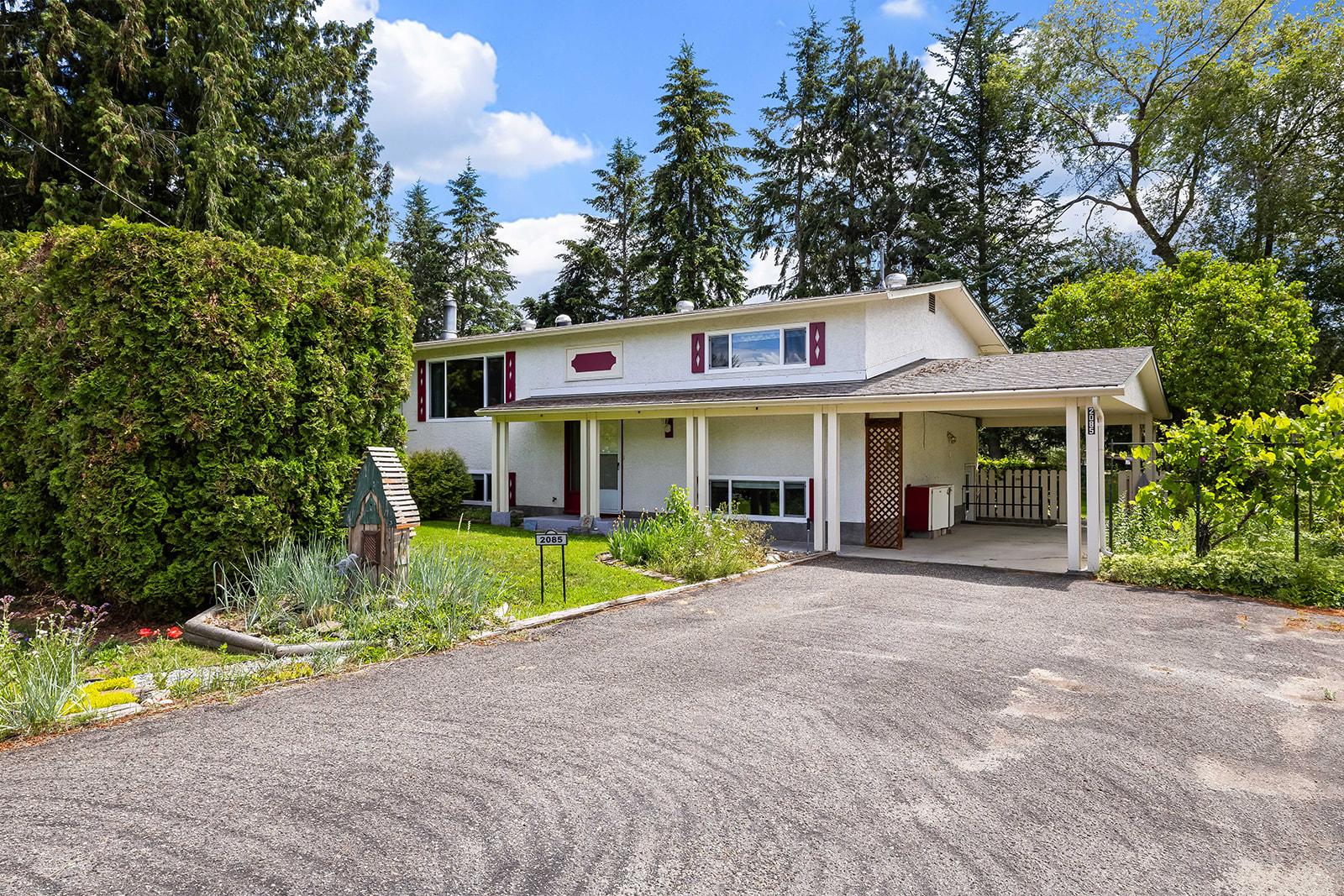 









2085


Ruby

Road,
Kelowna,




BC
V1W 4B9

