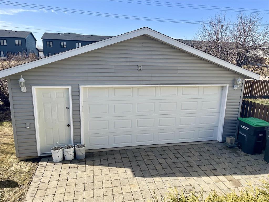 












22 Marquis Crescent

,
Brandon,




Manitoba
R7B3R9

