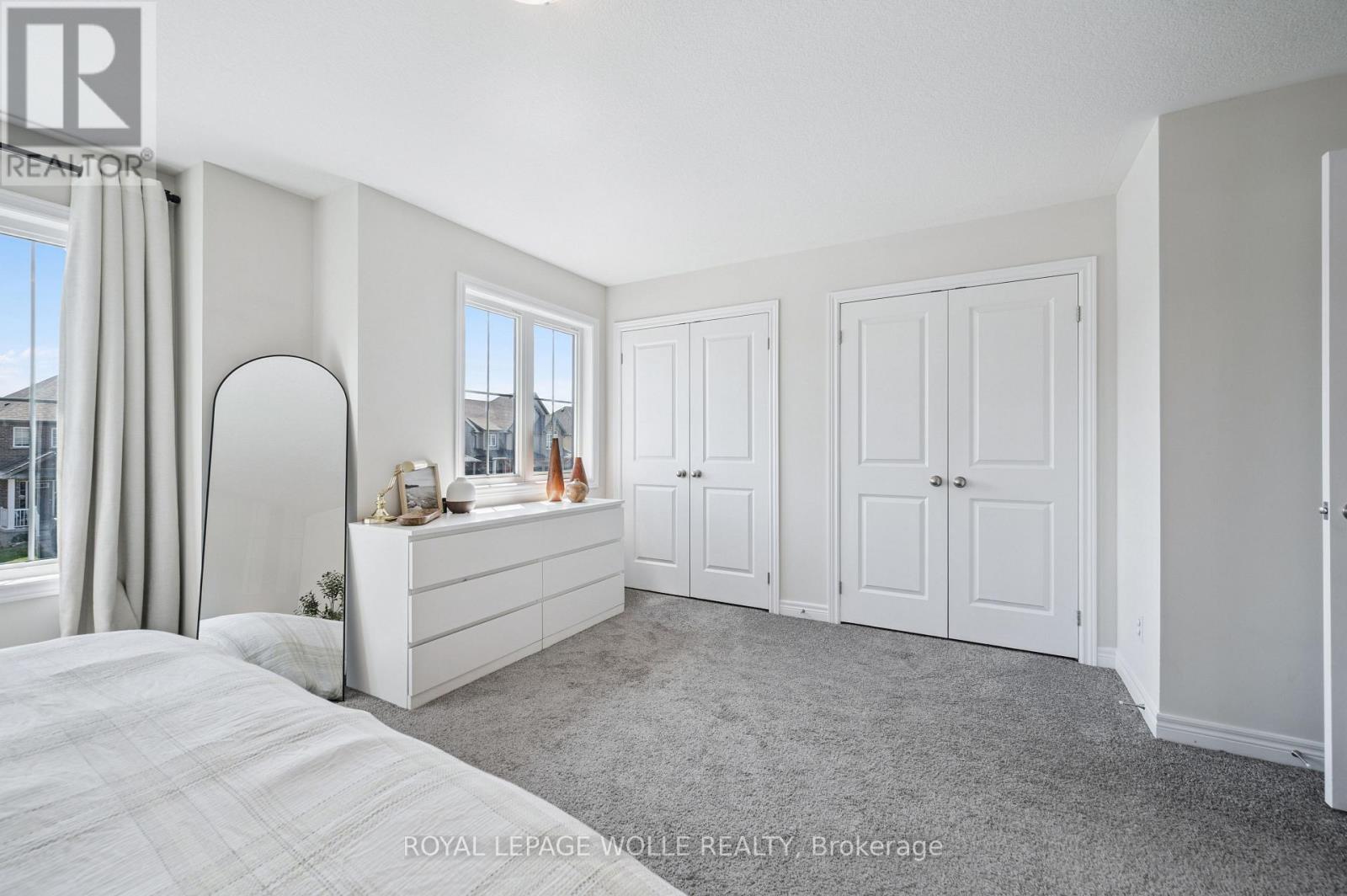 












26 ISAAC STREET

,
Woolwich,




Ontario
N3B0E2

