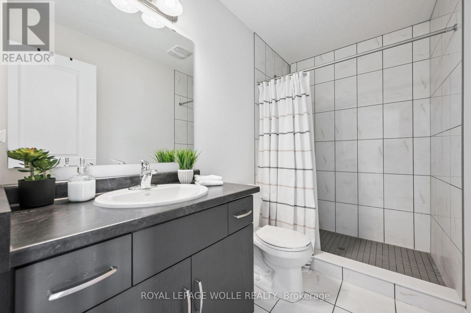 












26 ISAAC STREET

,
Woolwich,




Ontario
N3B0E2

