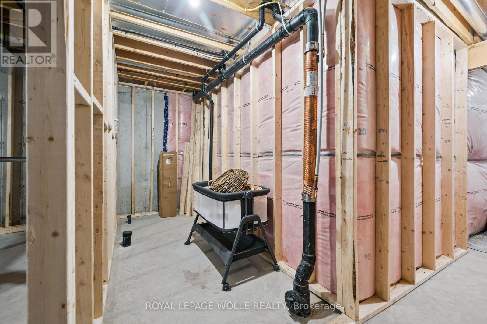 












26 ISAAC STREET

,
Woolwich,




Ontario
N3B0E2

