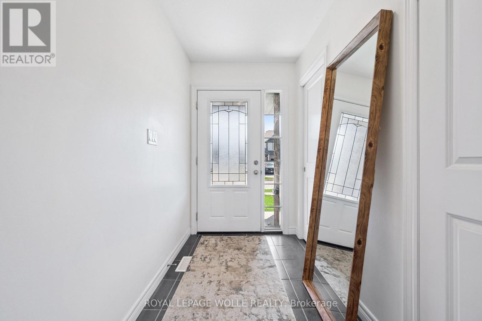 












26 ISAAC STREET

,
Woolwich,




Ontario
N3B0E2

