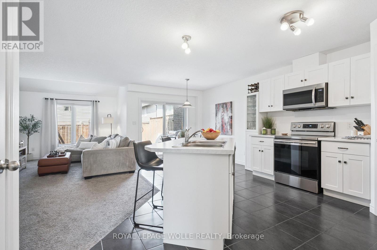 












26 ISAAC STREET

,
Woolwich,




Ontario
N3B0E2

