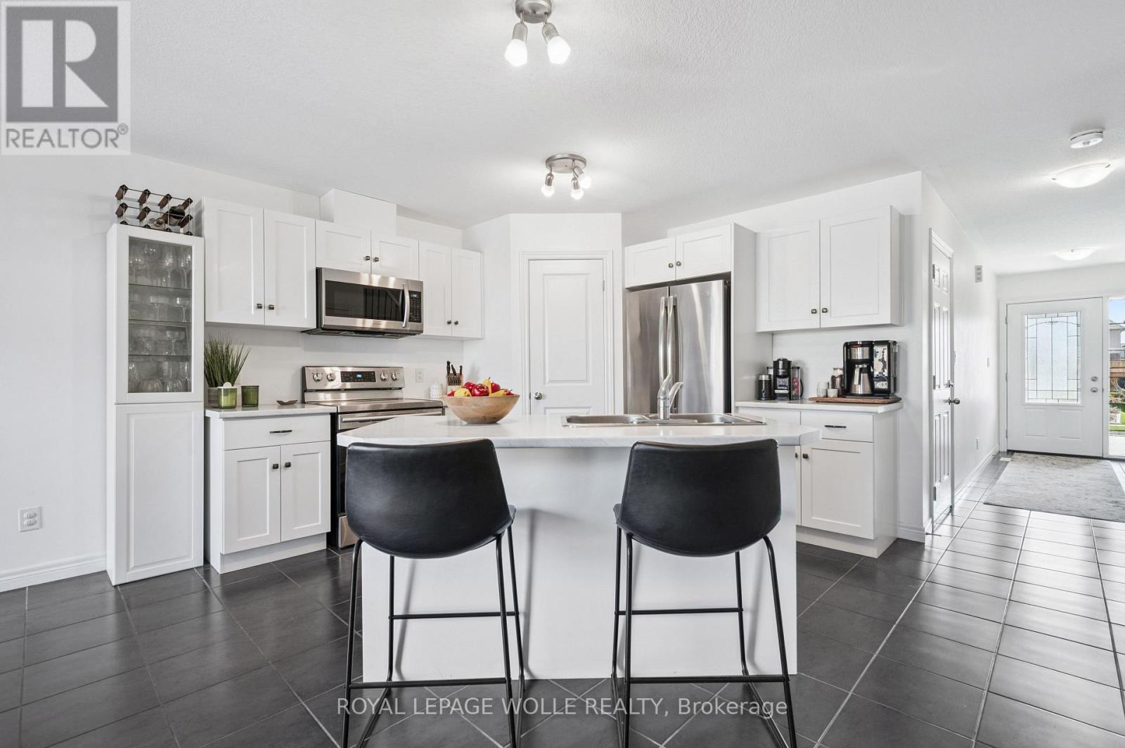 












26 ISAAC STREET

,
Woolwich,




Ontario
N3B0E2

