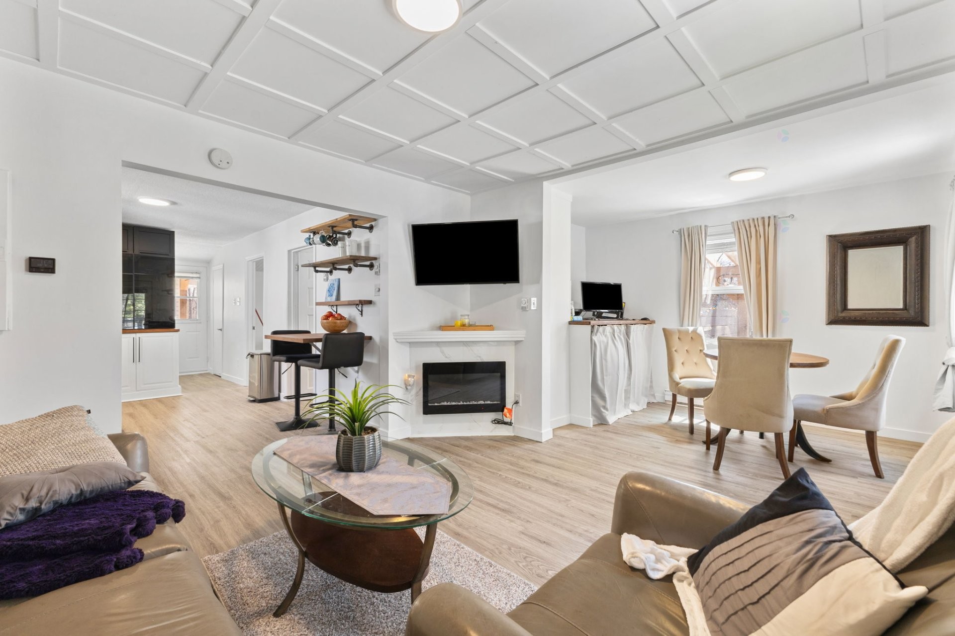 









162


Ch. Garden

,
Gatineau (Aylmer),




QC
J9H2B3

