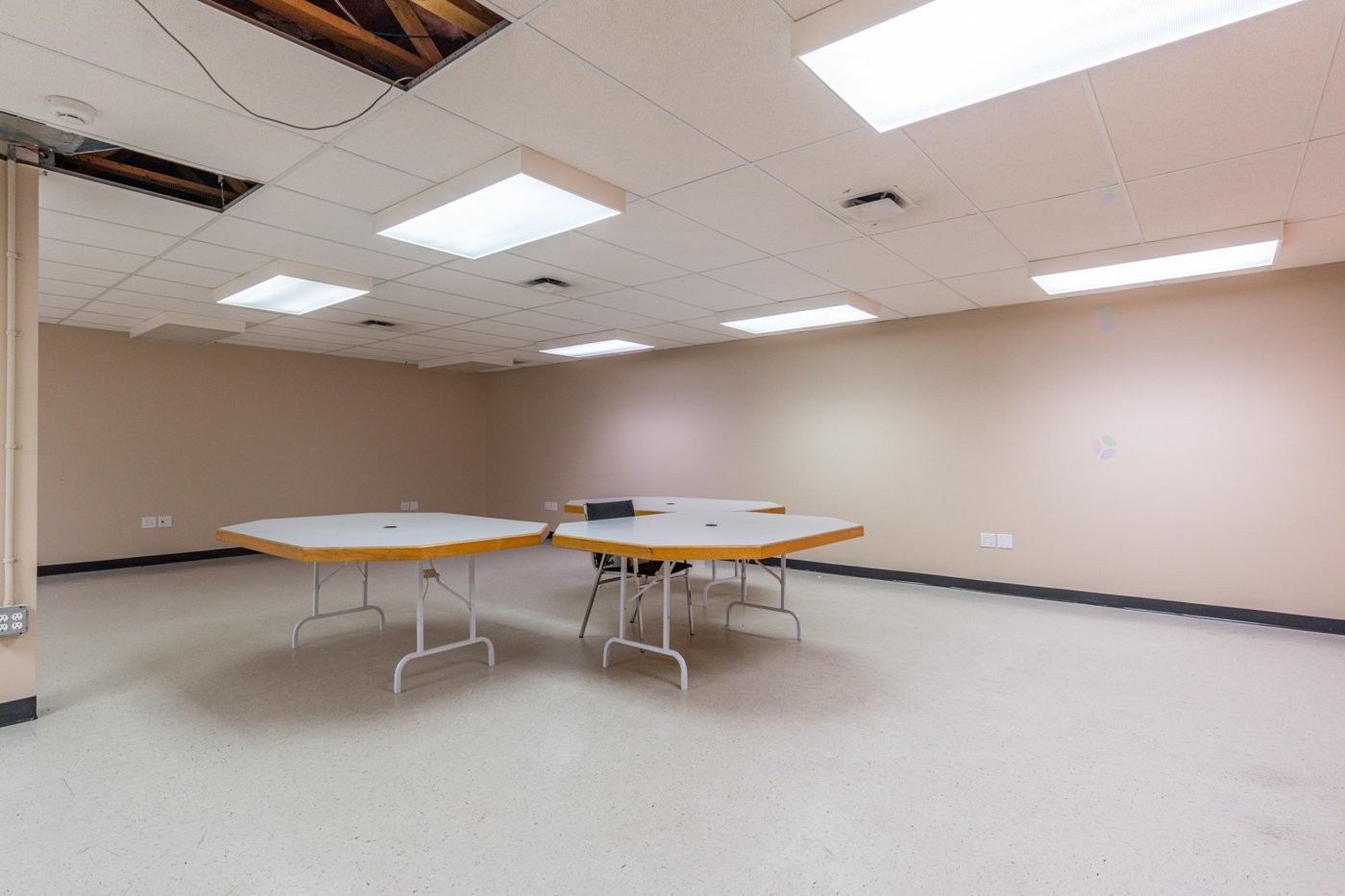 









786


Rue King E.

,
Sherbrooke (Fleurimont),




QC
J1G1C5

