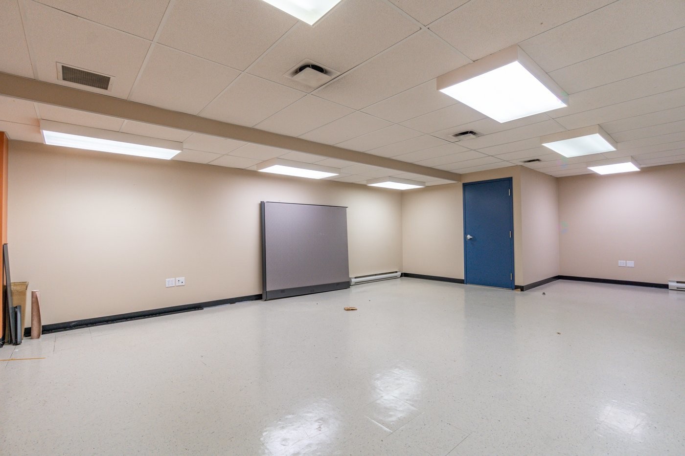 









786


Rue King E.

,
Sherbrooke (Fleurimont),




QC
J1G1C5

